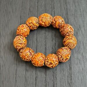 Chinese Carved Brown Beaded Stretch Bracelet